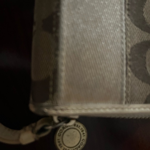 Coach Signature Canvas Wallet - Picture 2 of 5